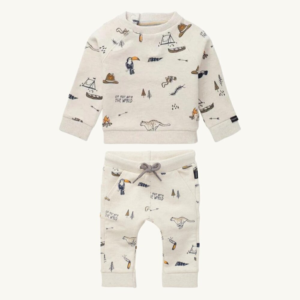 NWT - Organic premium European brand safari set​​​​​